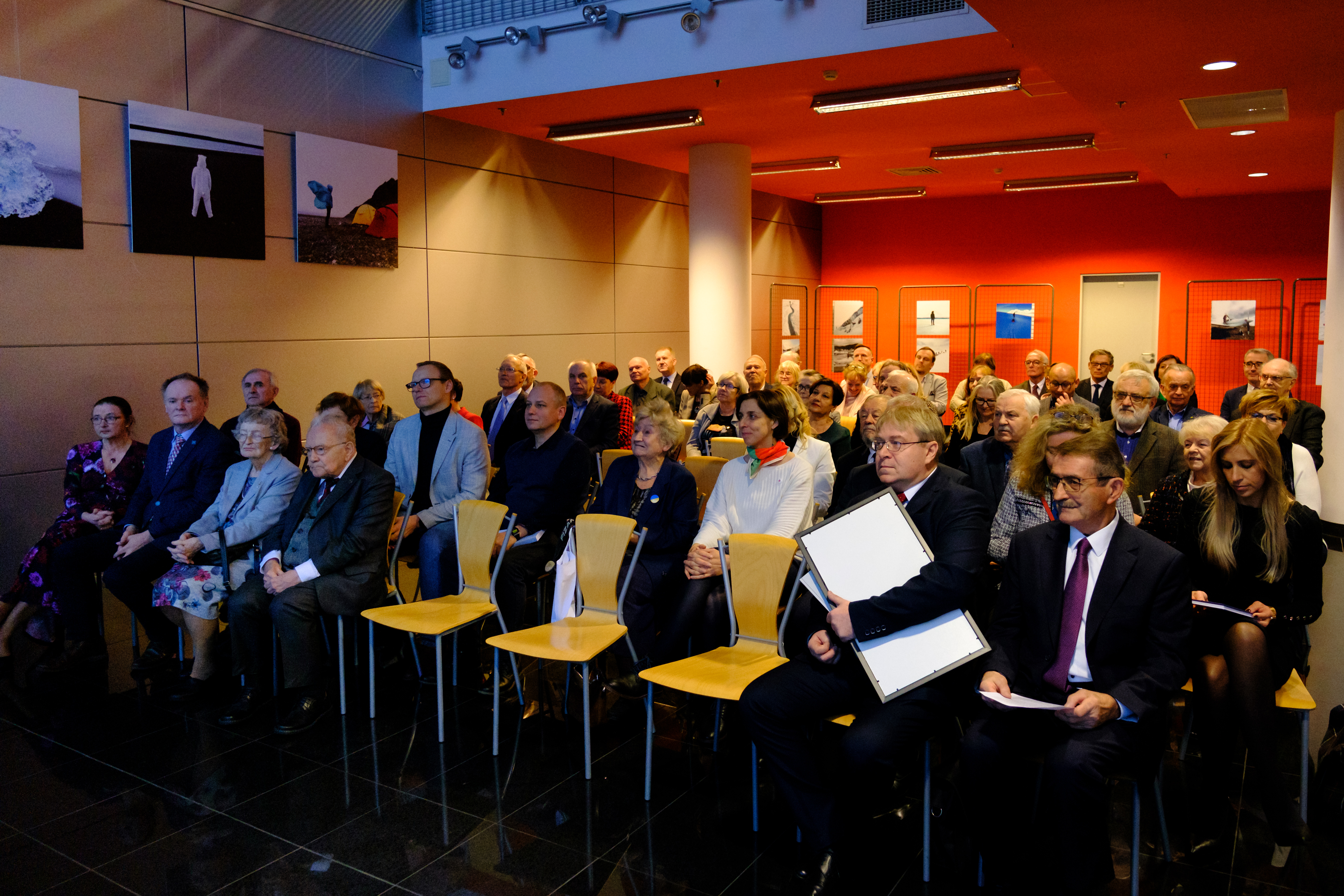 Uroczyste zakończenie obchodów jubileuszu 100-lecia TPNiS w Bibliotece Głównej UG, 18 listopada 2022 (Fot. Łukasz Bień).