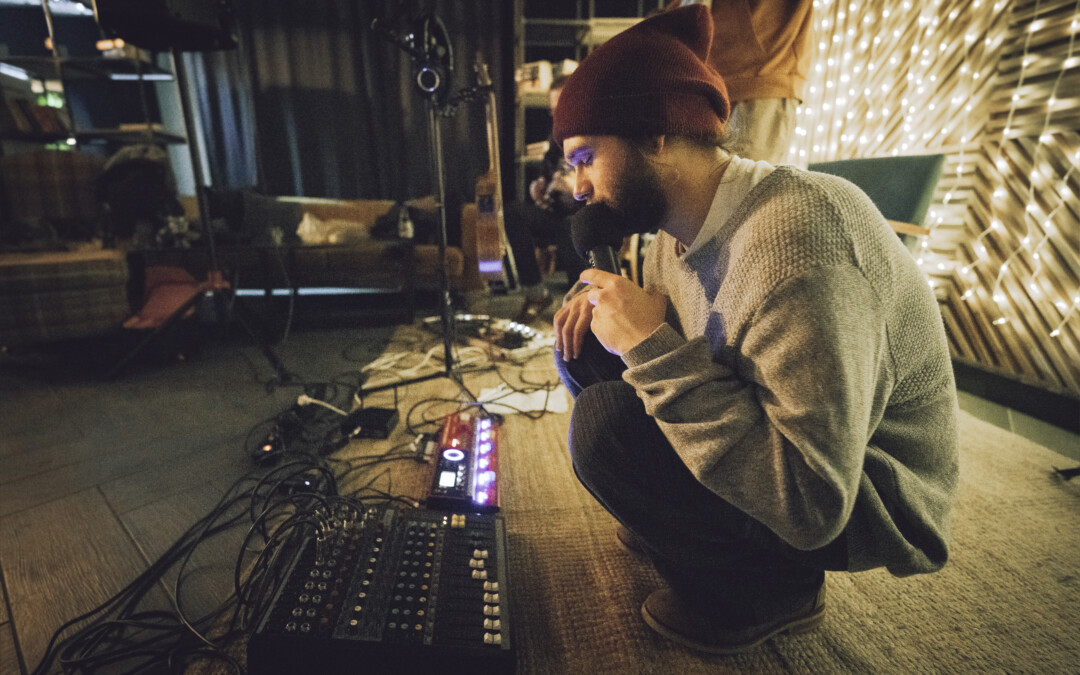 Idę po prostu z tym, co mi rzeczywistość podsyła