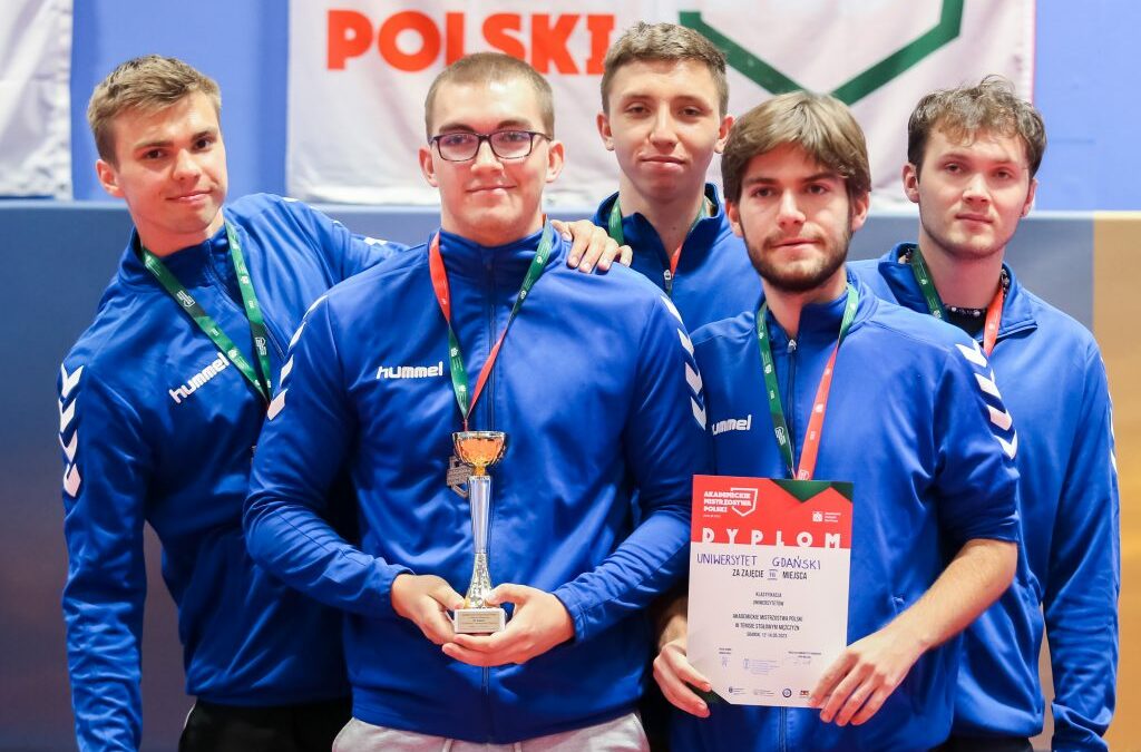 Akademickie Mistrzostwa Polski w tenisie stołowym z udziałem reprezentacji UG