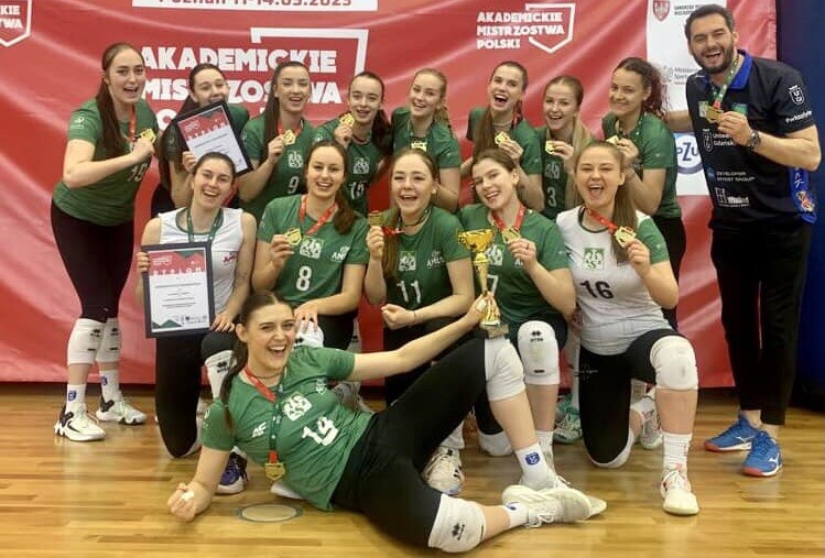 Siatkarskie złoto dla UG!