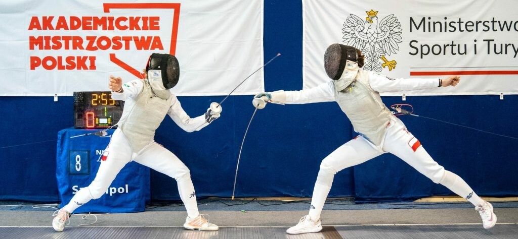 Złoty i Srebrny medal dla UG w AMP w szermierce