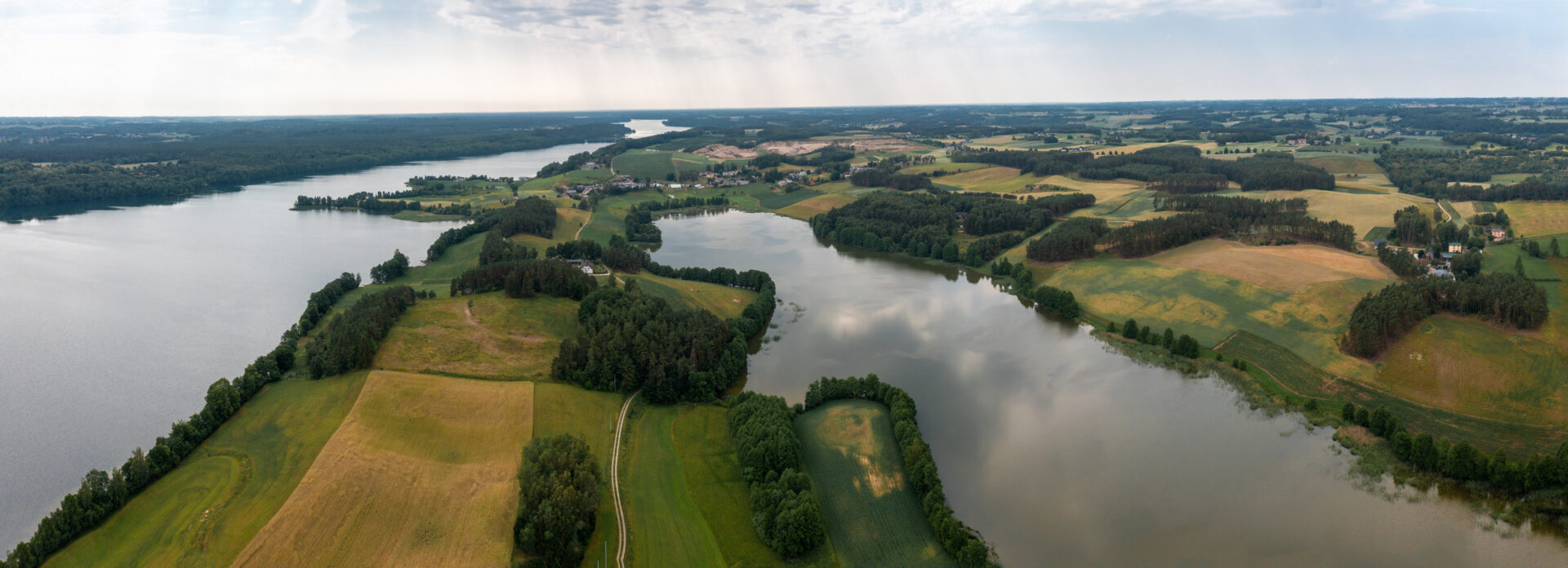 Jeziora Raduńskie. Zdjęcie: Maciej Kossakowski