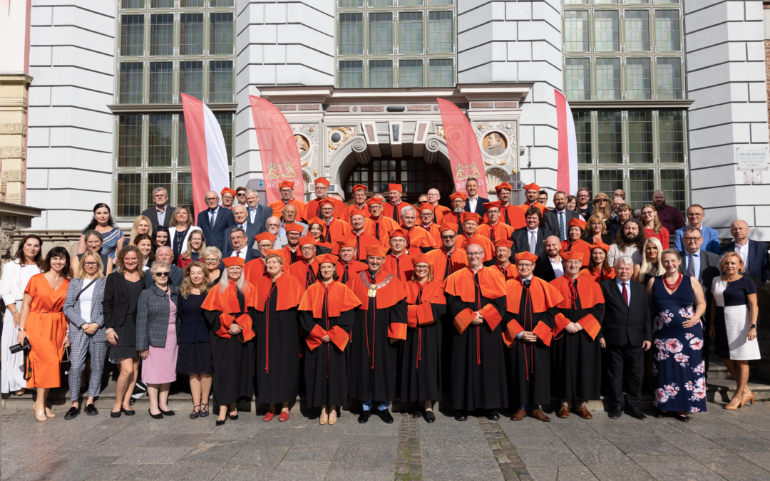 Obchody jubileuszu 15-lecia Wydziału Historycznego w Dworze Artusa w Gdańsku