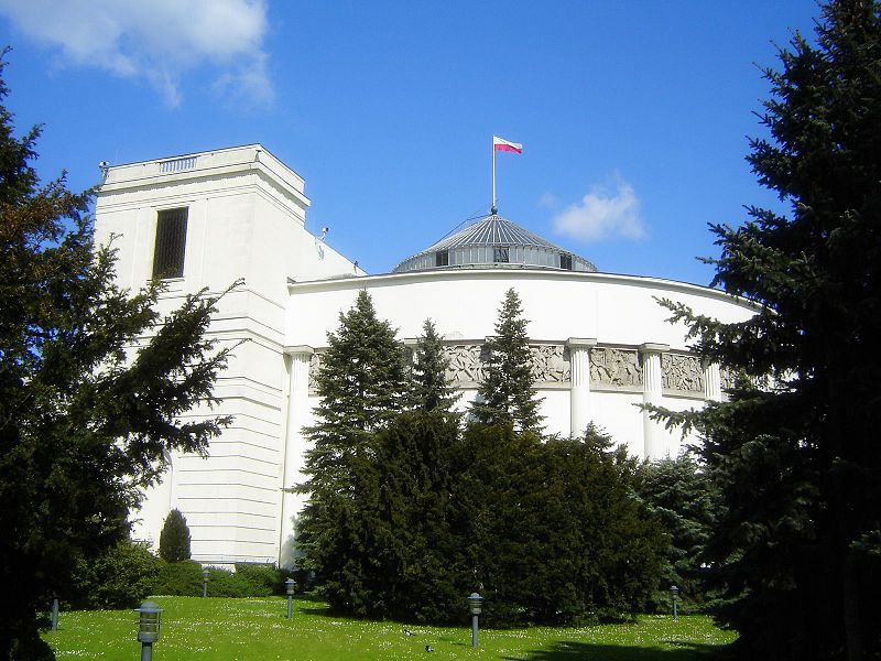 Sejm Rzeczypospolitej Polskiej (Fot. I, Kpalion, CC BY-SA 3.0, https://commons.wikimedia.org/w/index.phpcurid=2247495).