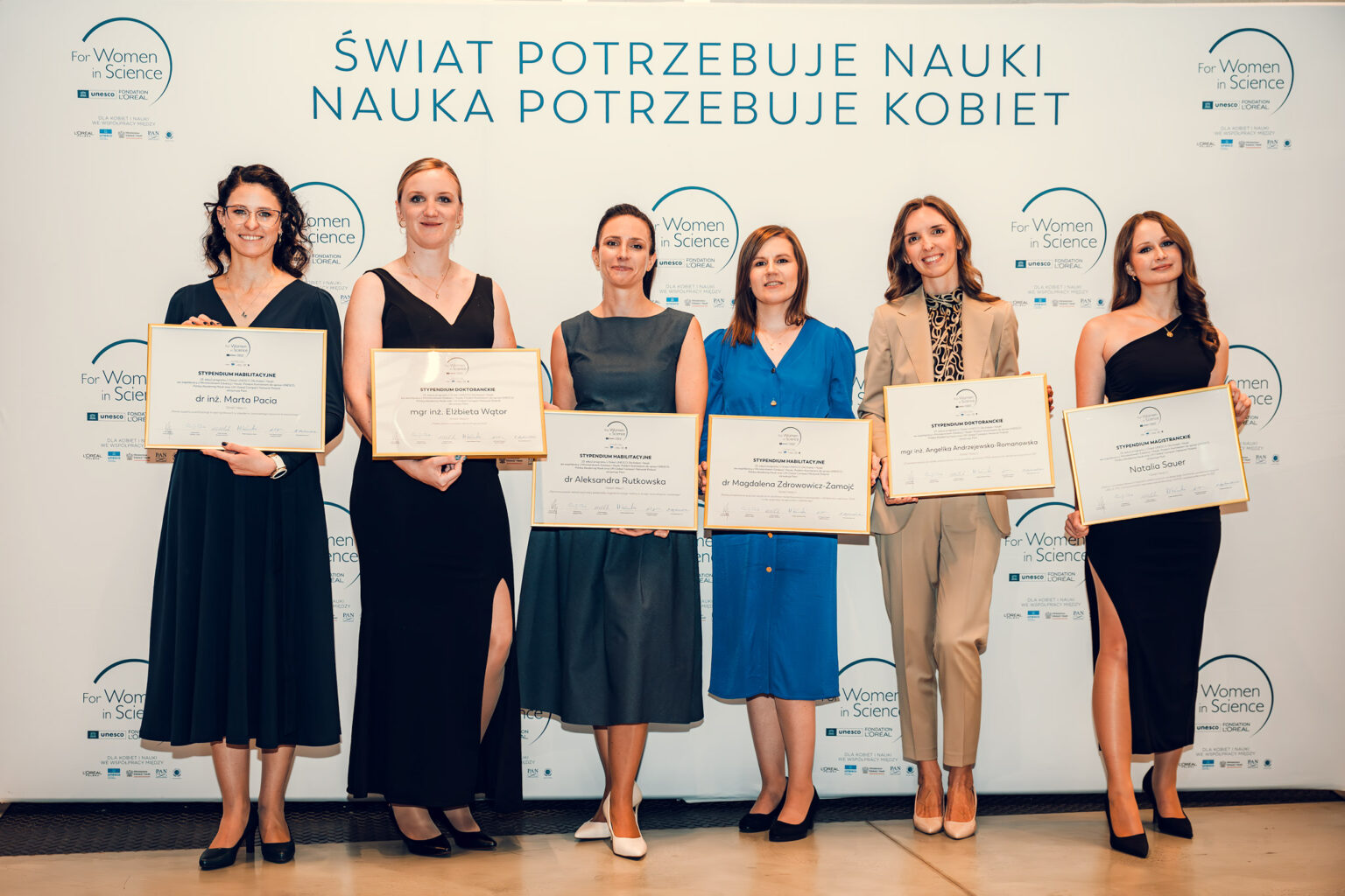 Tegoroczne stypendystki Programu 
L’Oréal-UNESCO Dla Kobiet i Nauki (Fot. Tomasz Ginter).
