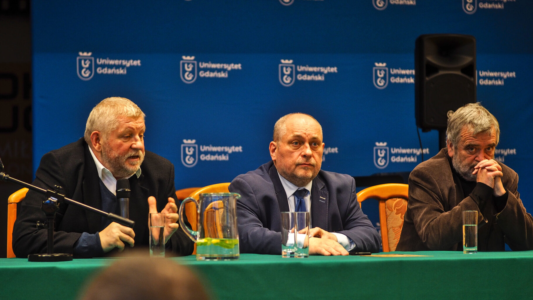 Od lewej: Marek Zająkała, Jarosław Słoma, 
dr hab. Dariusz Filar, prof. UG
(Fot. Marcel Jakubowski (Zespół Prasowy UG)).