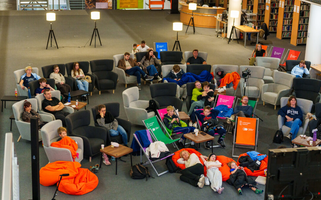 Noc pełna książek, rozmów i dobrej zabawy w Bibliotece UG