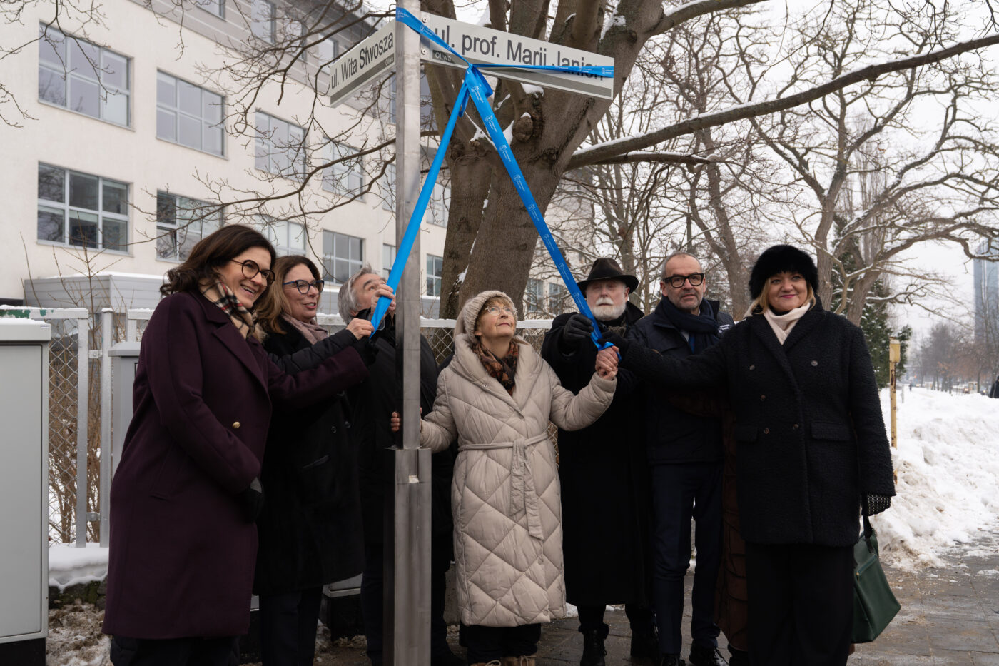 Uroczystość odsłonięcia tablicy z nazwą ulicy prof. Marii Janion Fot. Bartłomiej Jętczak/CKiP UG