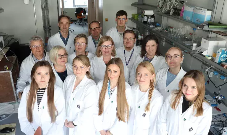 Zespół Katedry Chemii Analitycznej UG Fot. archiwum prywatne